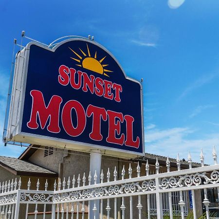 Sunset Motel Помона Экстерьер фото