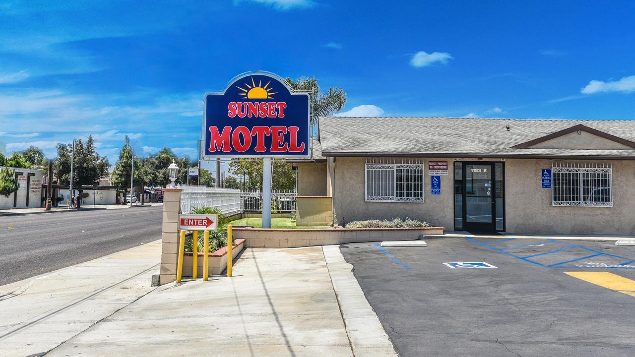 Sunset Motel Помона Экстерьер фото